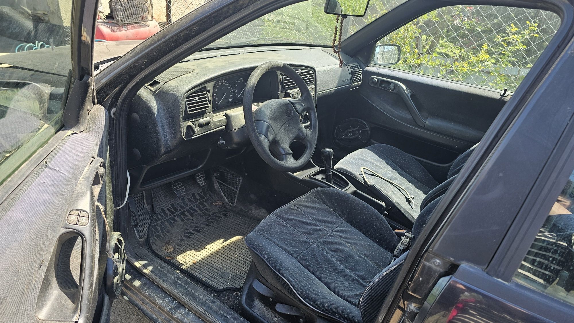Розбираємо Passat B4 1.8