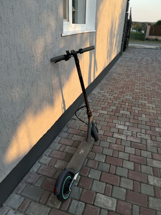 Продам Електросамокат