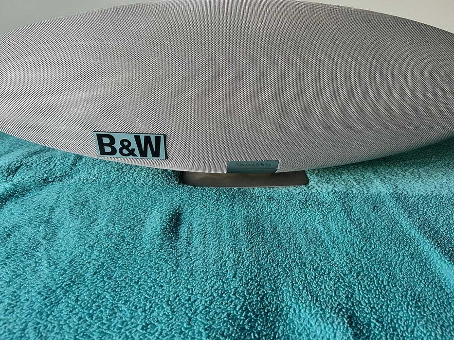 SoundcoreMotion Ubooml ZeppelinBowers