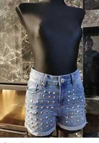 Spodenki , szorty jeansowe z ćwiekami  rozmiar M