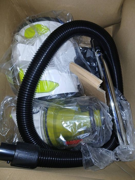 Пилосос Bosch. Новий.