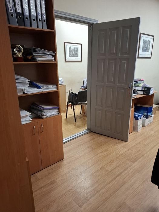 Оренда 220 кв м 1-й пов.фасаду,все вкл.без меблів з 1.01.25 Центр По