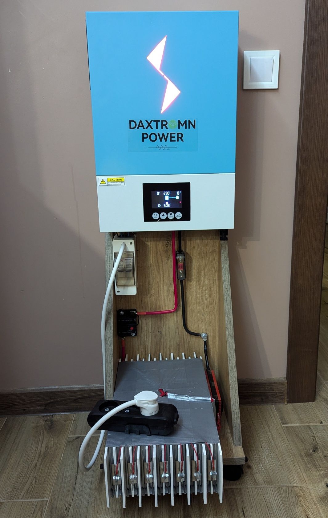 Гібридний інвертор Daxtromn 6.2кВт + liion nmc 3.35кВт акумулятор