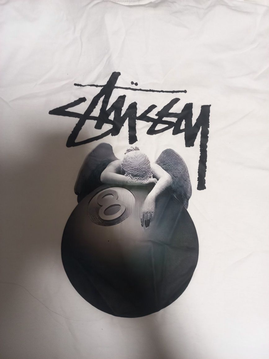 Продам футболку Stussy (оверсайз)
