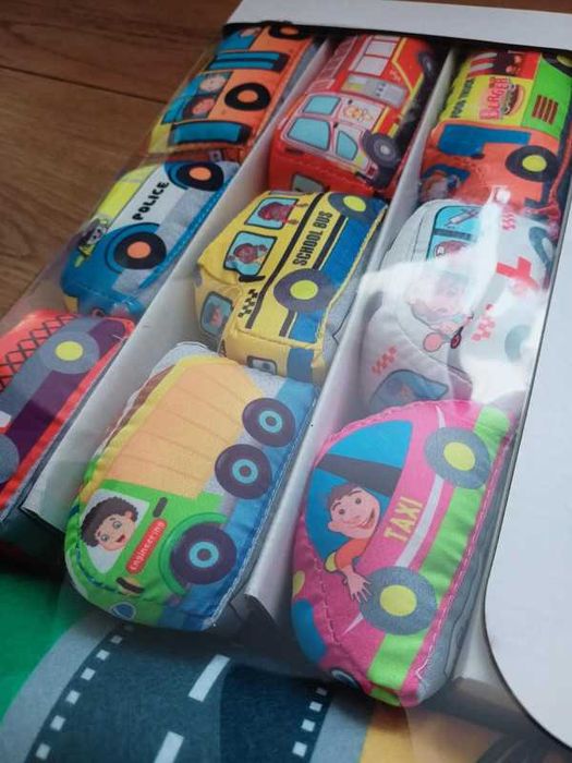 Samochodziki rysoraki miękkie dywan ulica mata prezent dzień dziecka