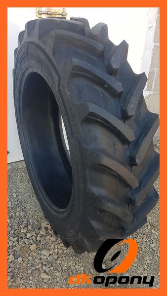 Oona 12.4R32 Alliance Agristar II 126D TL