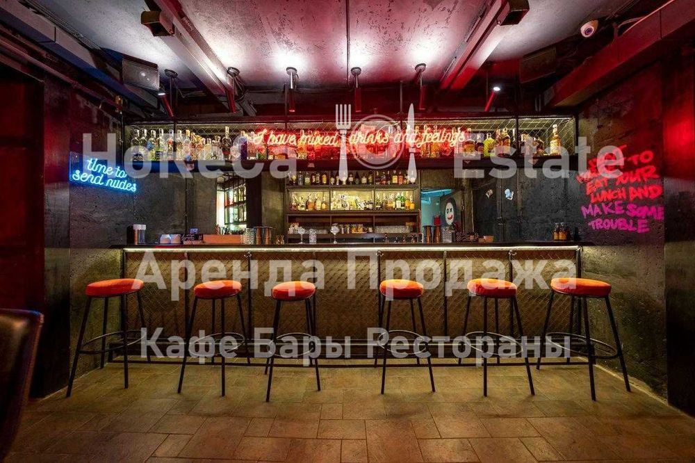 БЕЗ% Продажа. Фасад. Цоколь Кафе Паб Бар. 196м2 Подол