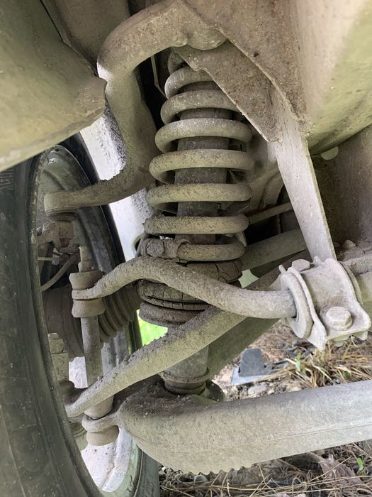 Амортизатори стойки пружини зад оригінал mercedes ml w163 шрот!