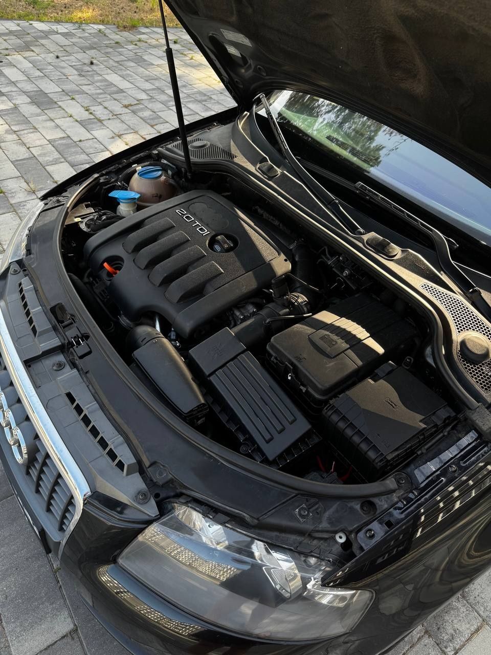 Продам  автомобіль Audi