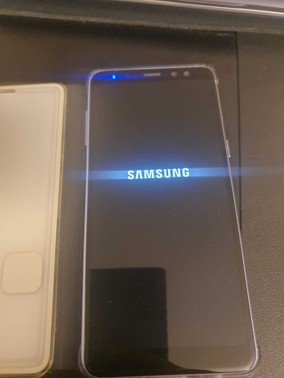 Vende-se Samsung Galaxy A8 - Como Novo, Condição Impecável