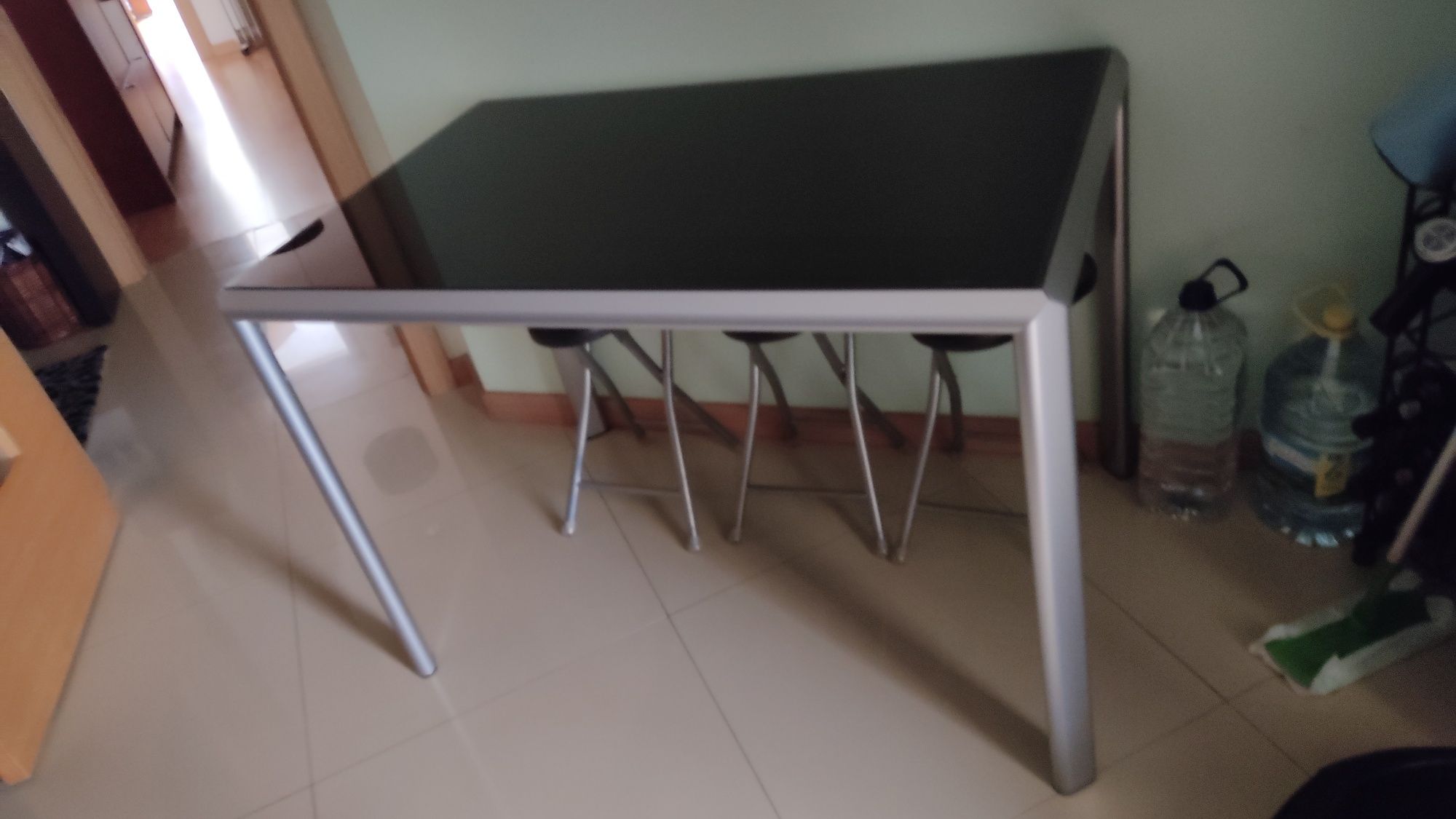 Mesa de Jantar em vidro