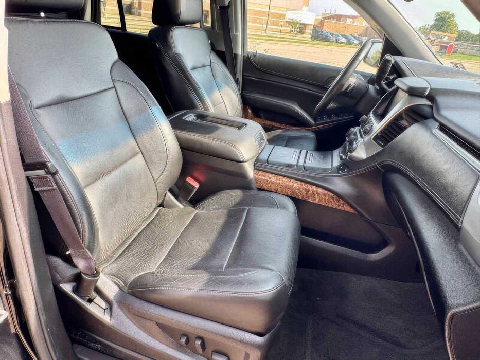 Chevrolet Tahoe      2015