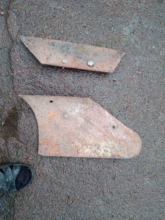 Відвал з передплужником