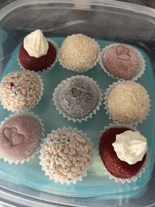 Bolos e doces para festas