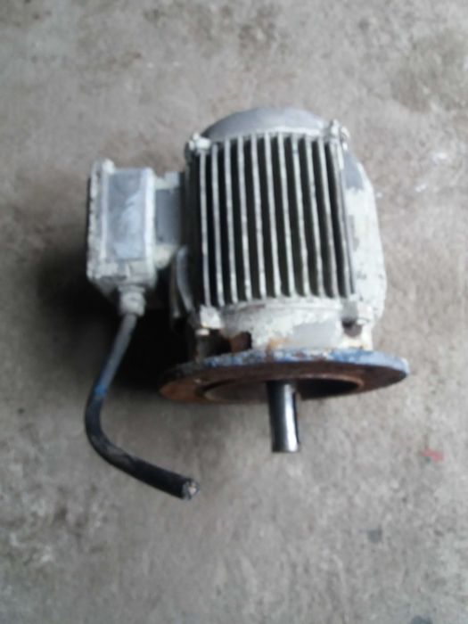 Silnik elektryczny AEG.