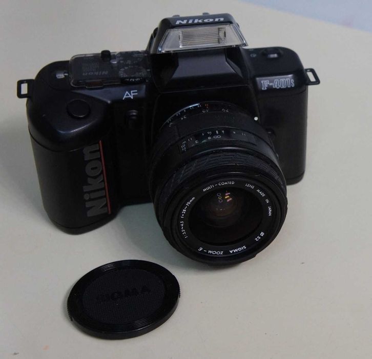 Aparat NIKON F-0401s + obiektyw Sigma 28-70 mm
