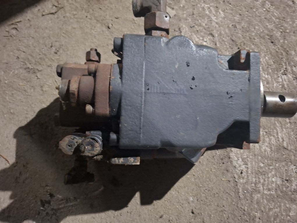 Pompa jazdy   sauer danfoss JRLS75 koparka kombajn ładowarka tulej