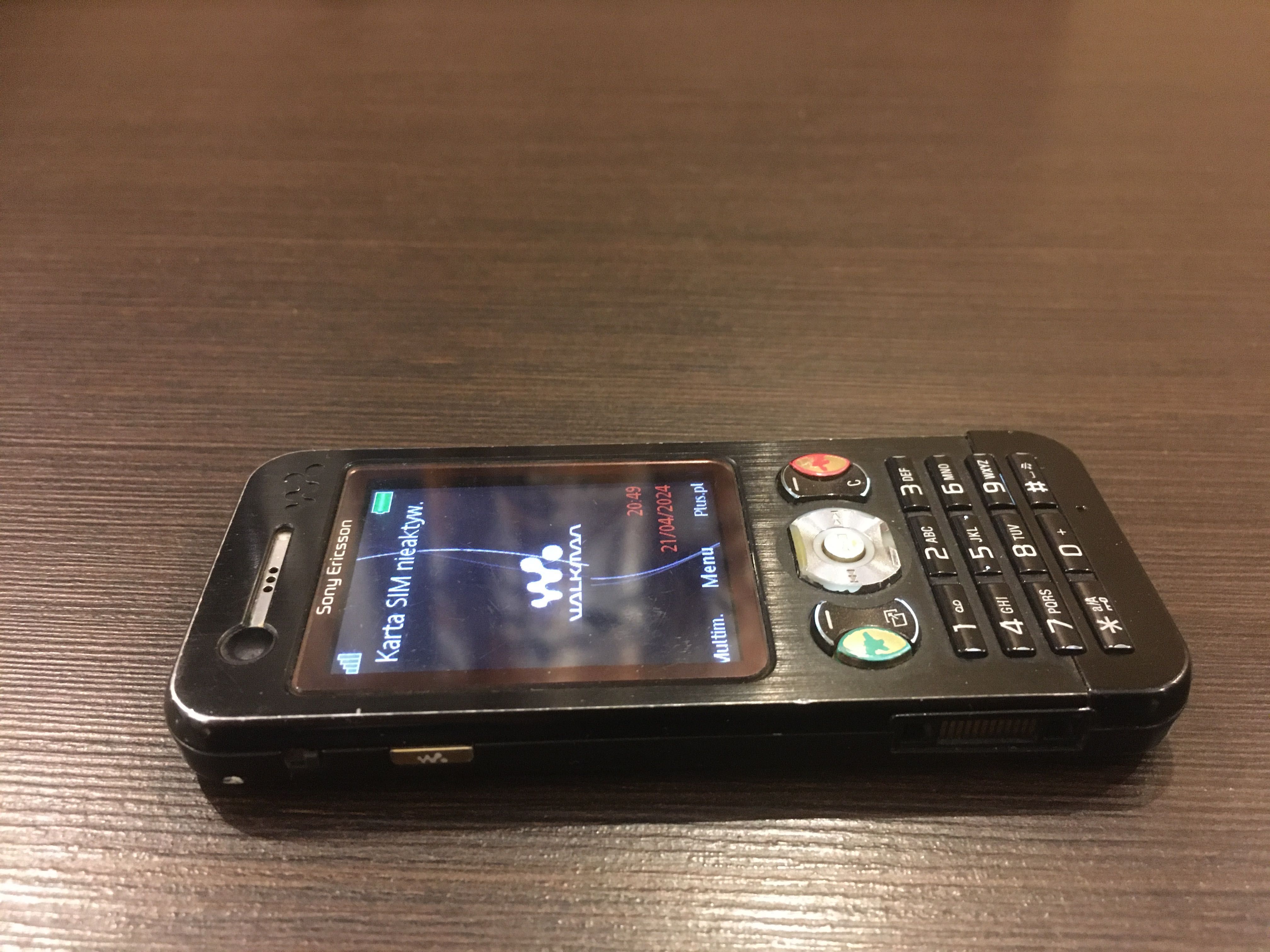Telefon komórkowy Sony Ericsson W890i
