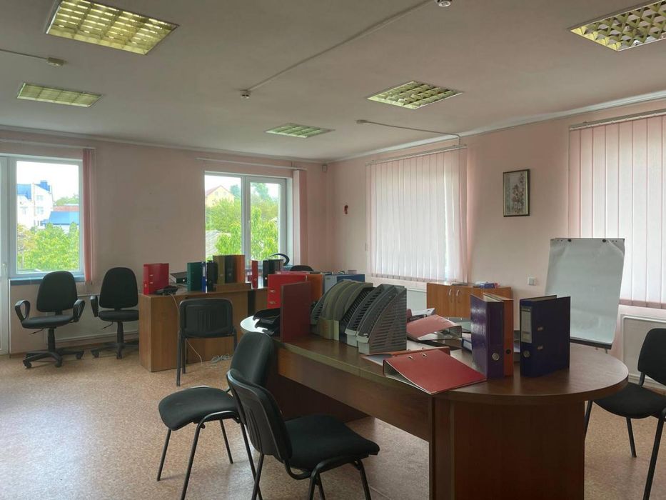 Оренда комерційного приміщення на Дубово, 77 м2