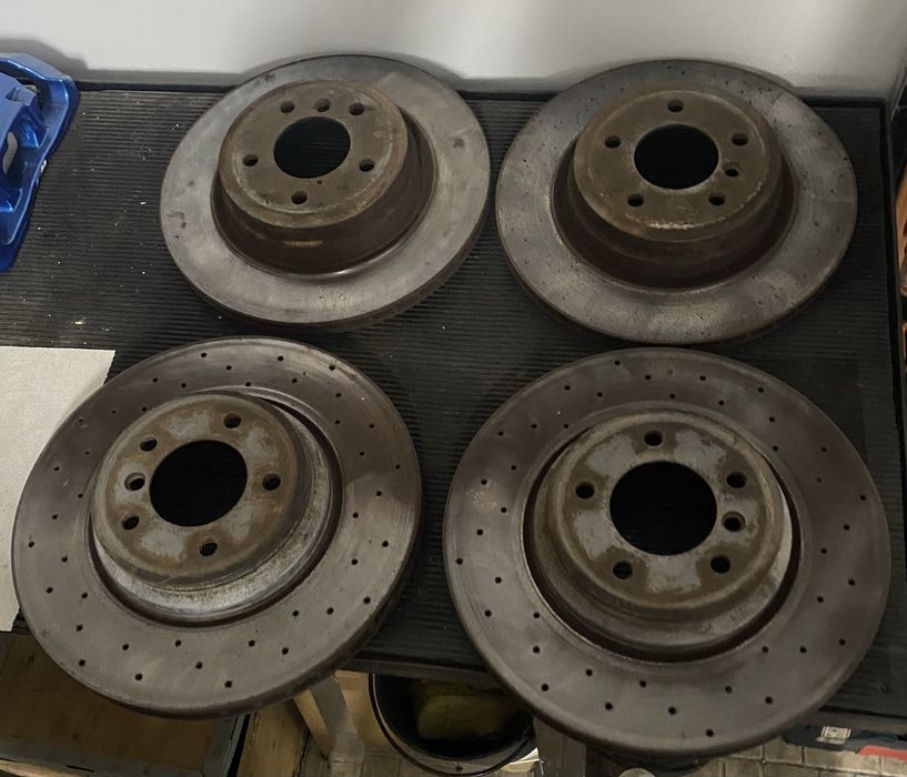 Travagem bmw 330d e9x