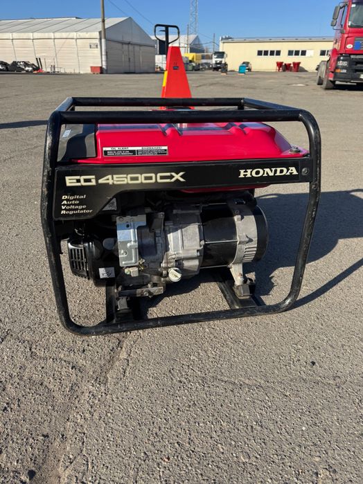 Генератор БУ  бензиновий однофазний HONDA EG 4500 CX  (4.5 кВт)