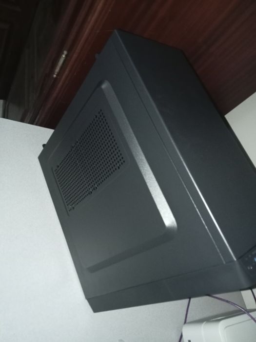 Caixa PC Nox Coolbay RX como nova