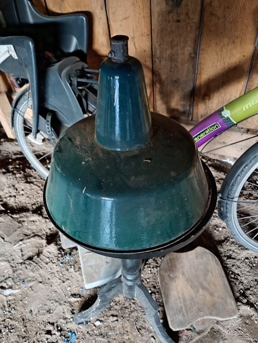 Stara lampa wisząca