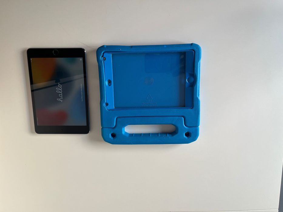 iPad Mini 4 128GB Wi-Fi Apple – Excelente estado + Capa infantil