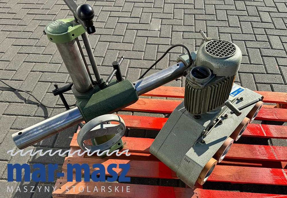 Posuw mechaniczny 4-rolkowy