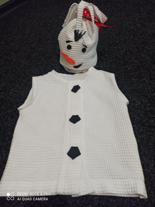 Новорічний костюм, сніговик. Шапка, морква