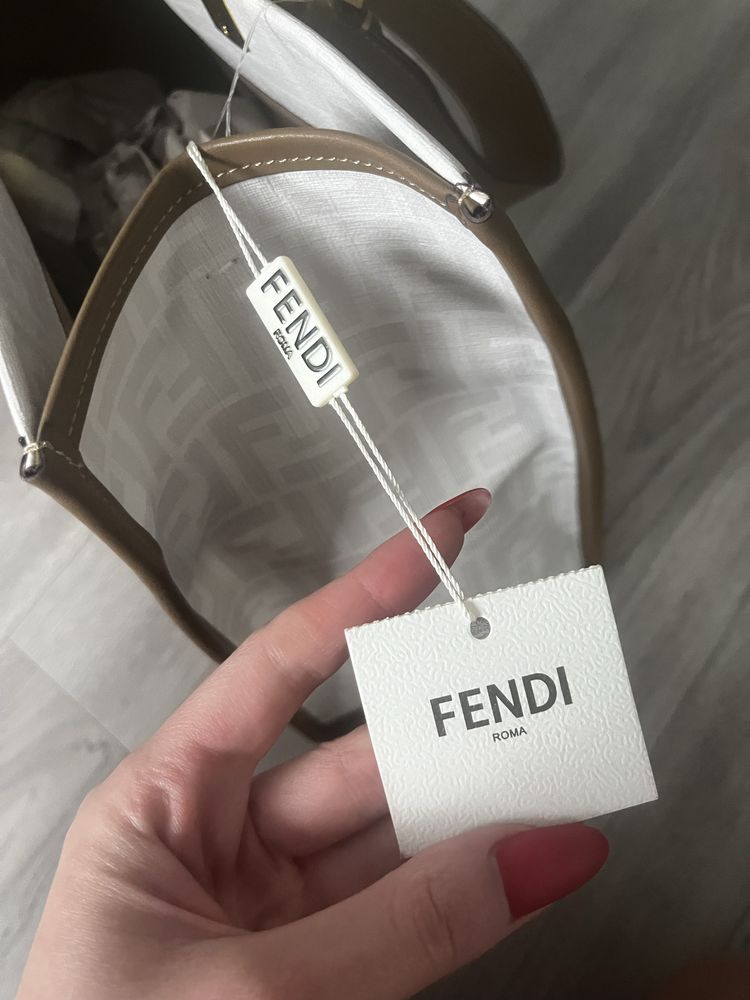 Шкіряна Сумка Fendi