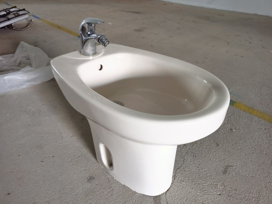 Bidé  Roca em bom estado