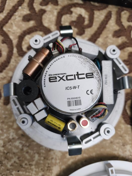 MX-60W TKOKO CH-502/6 ECLER ESSENTIALS eHMA240 Crestron MC‑80RT
 Опис