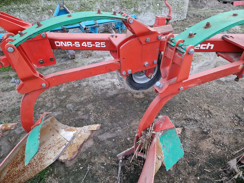 Pług Staltech Resorak DNR-S 4 skibowy zab. resorowe, stan bdb