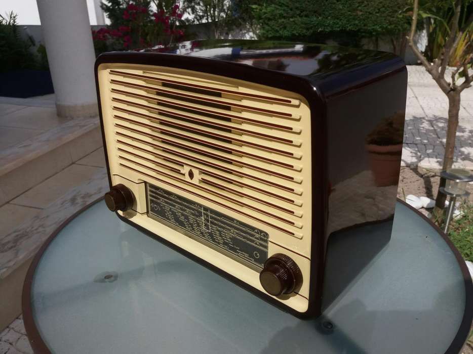 Rádio antigo/vintage válvulas