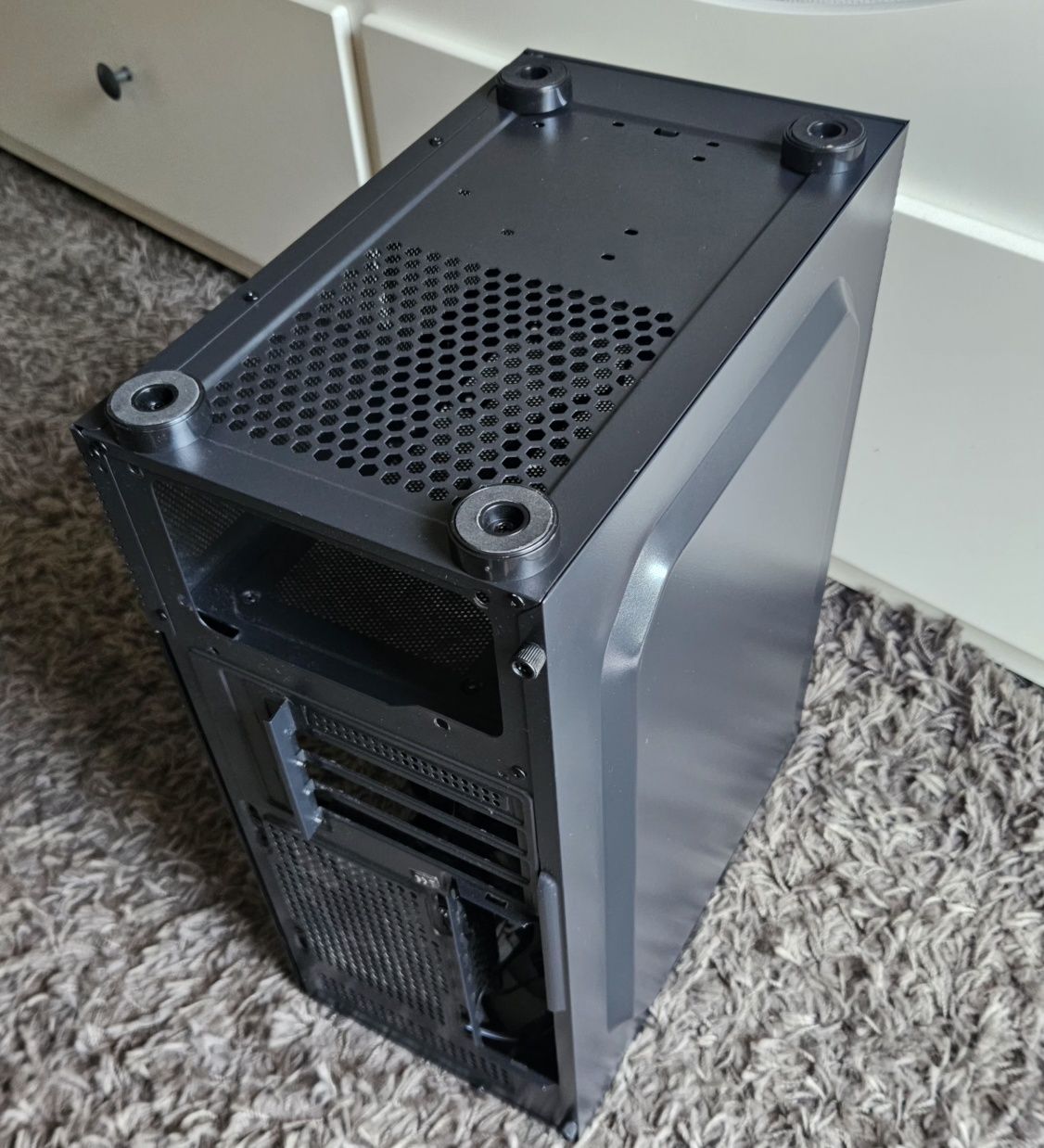 Caixa torre microATX gamming como nova