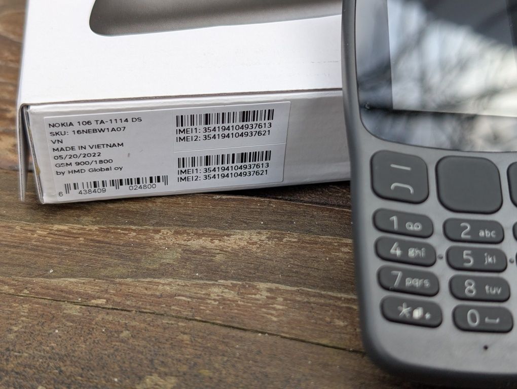 Легендарна Nokia 106 — простий телефон на кожен день