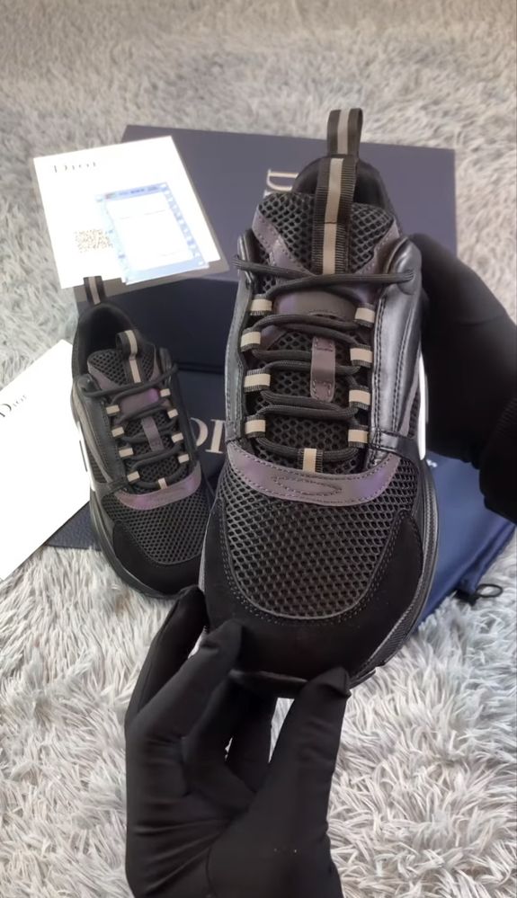 Dior b22 blacks