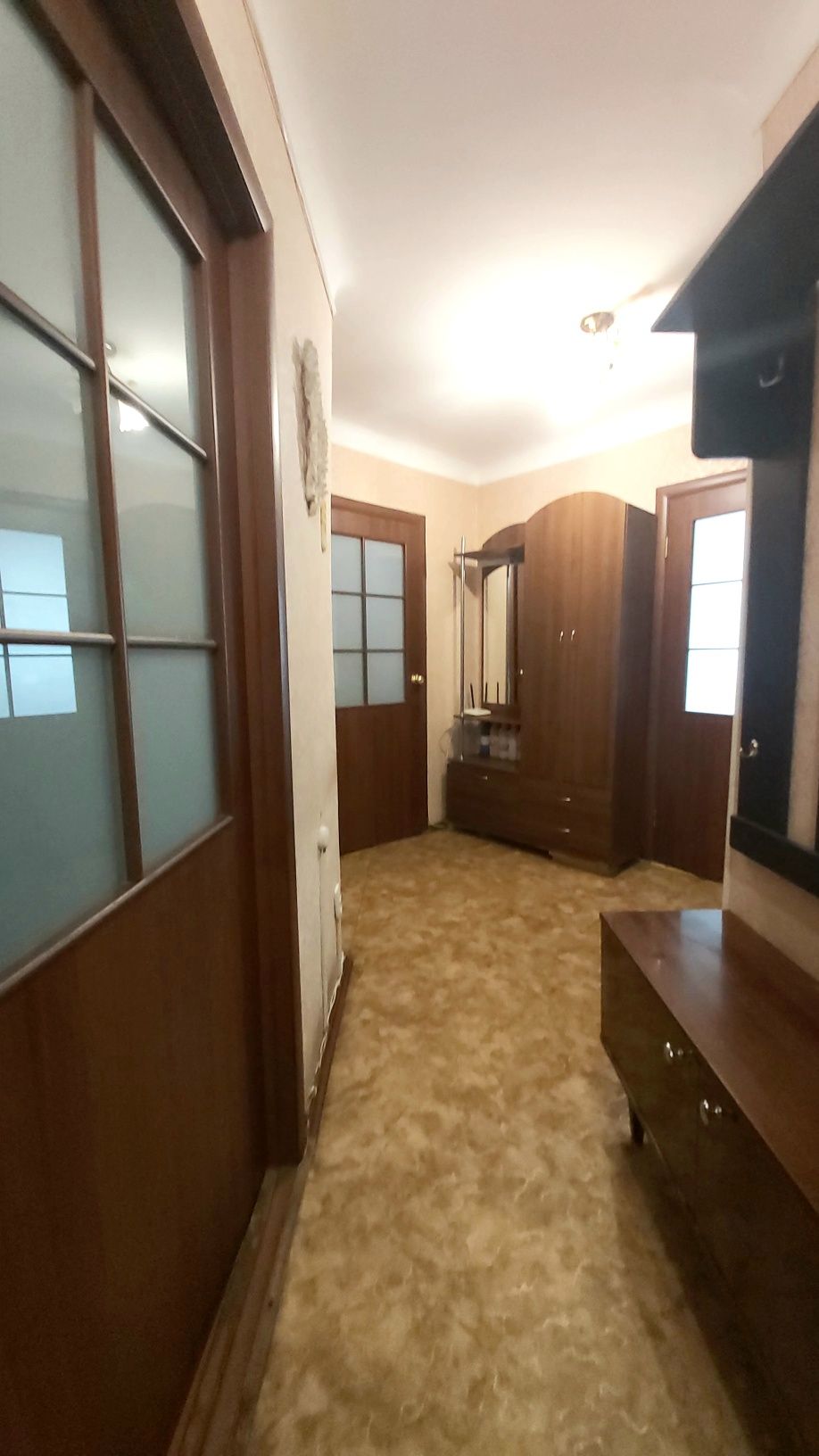 Продам 3 комнатную улучшенной планировки в кирпичном доме, 3 этаж!