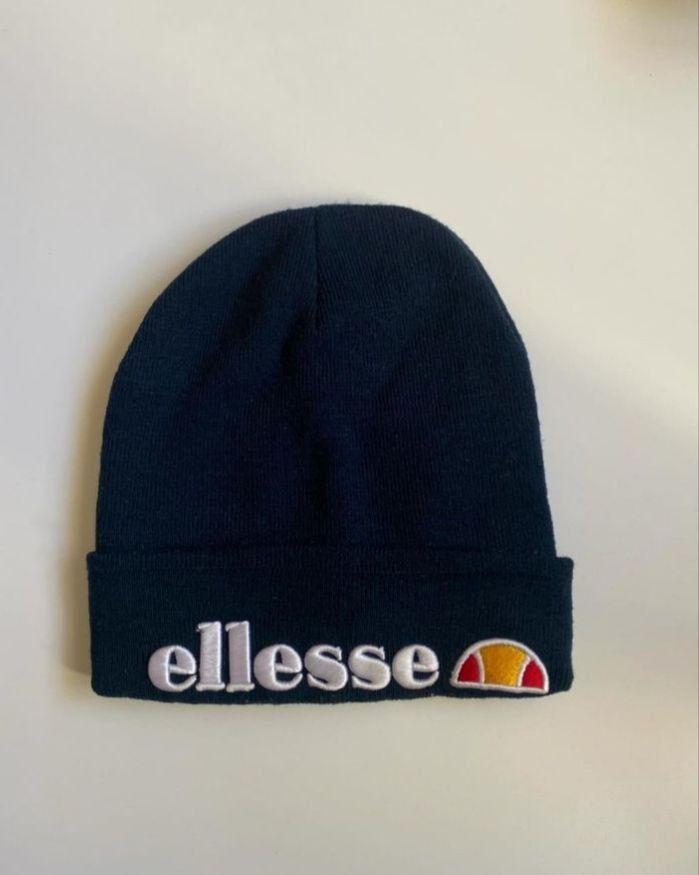 Шапка Ellesse ориг!