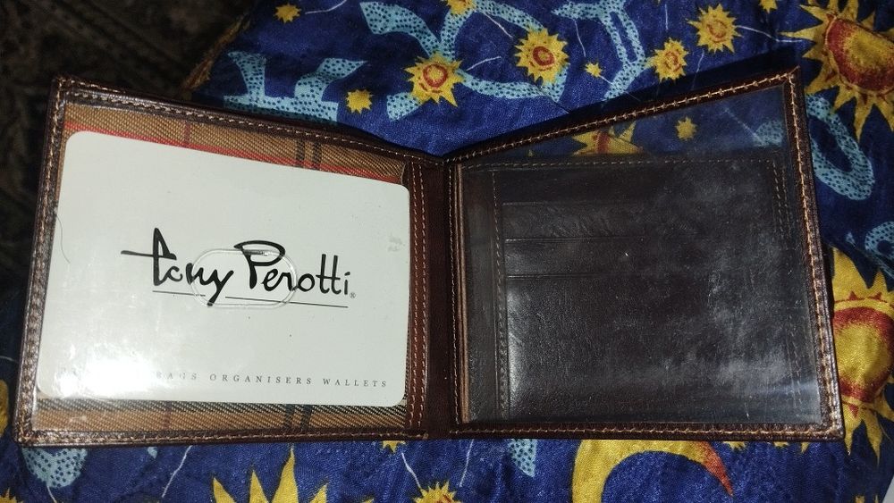 Кожанный Кошелек Tony Perotti