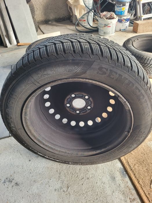 Opony zimowe Semperit 205/55/16