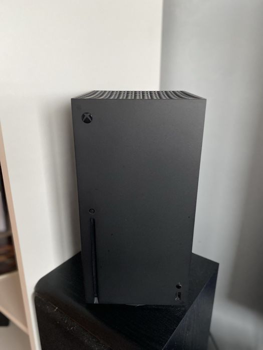 Xbox Series X 2xPad Stacja Venom HyperX Cloud 2