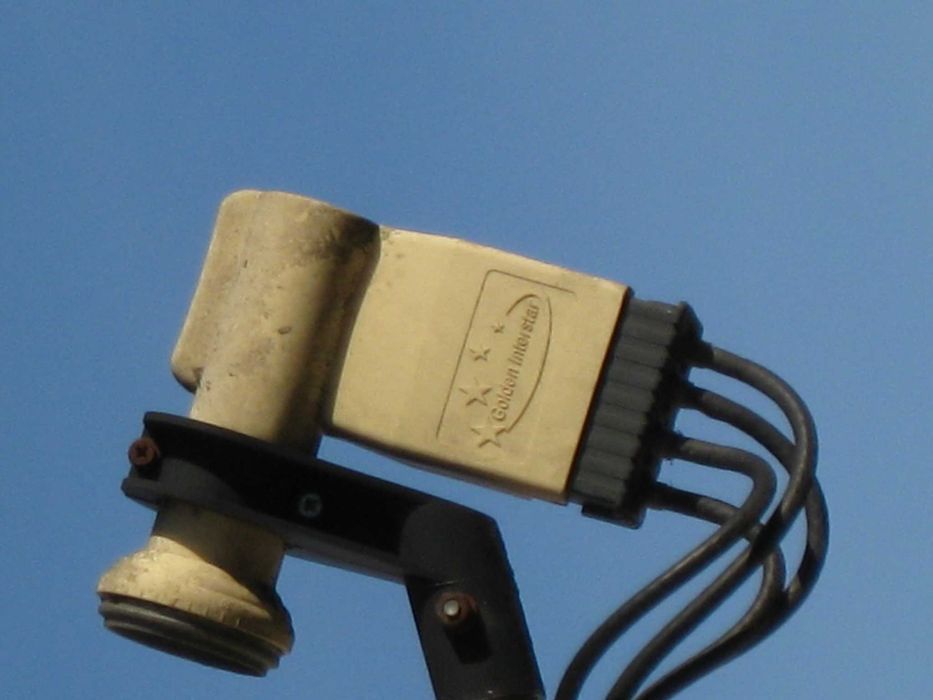 Спутнікові антени і тюнери