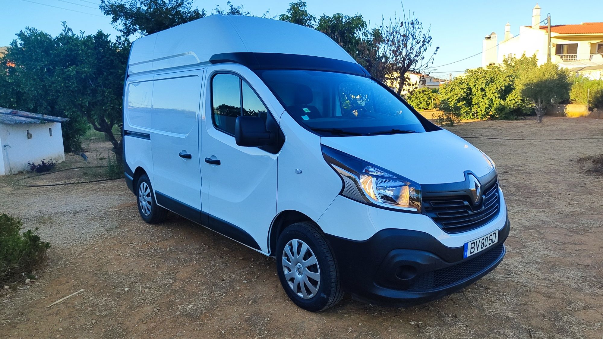 Renault Trafic L1H2