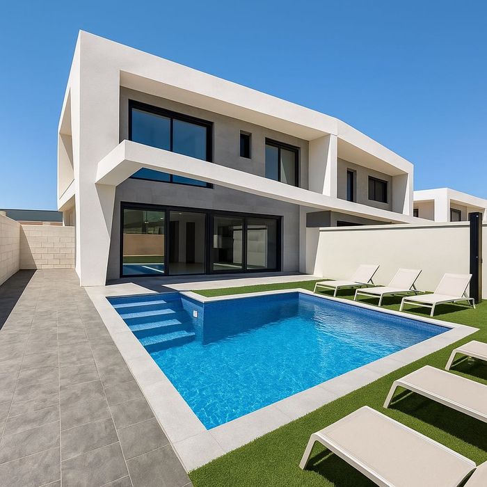 Будинок з власним басейном в Іспанії  — лише 15 хвилин від м.Аліканте