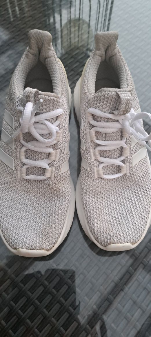 Buty sportowe siateczkowe Adidas ,rozm.40 i 2/3