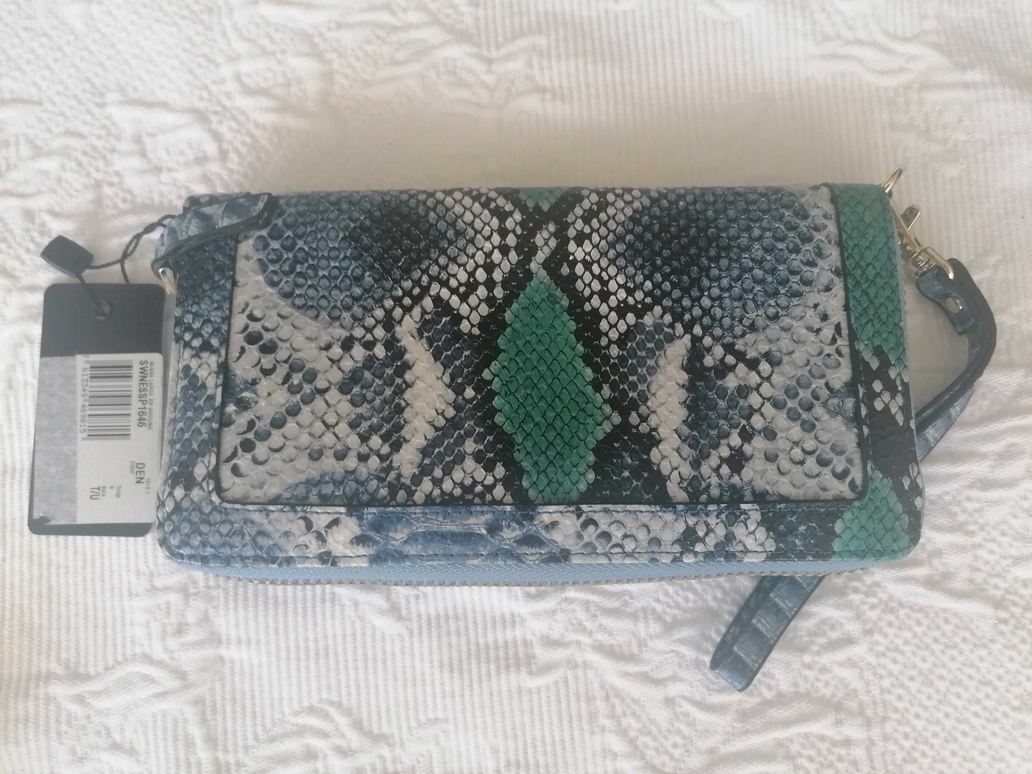 Carteira Guess nova, com etiqueta