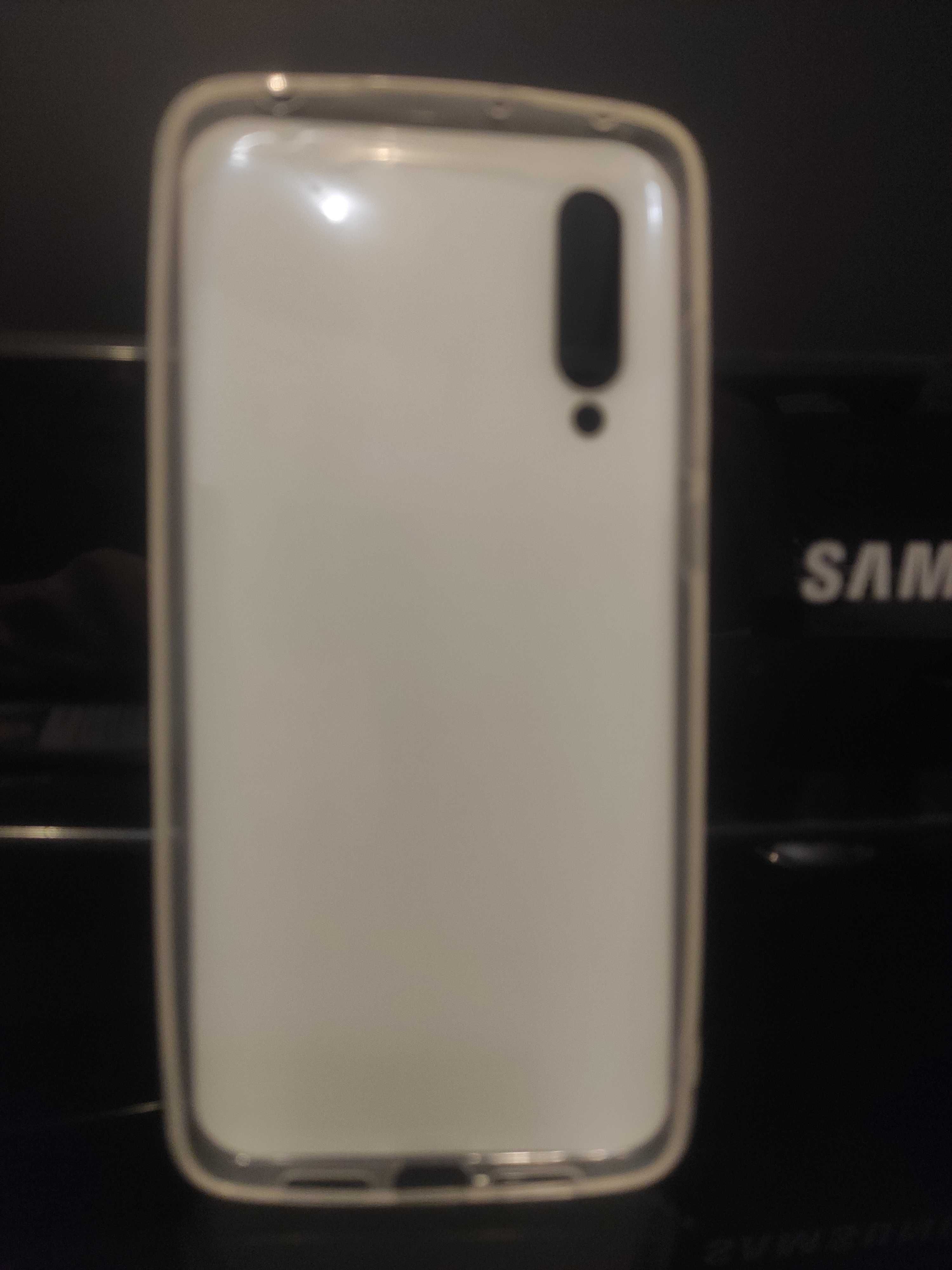 Силиконовый чехол для Xiaomi Mi 9 Lite