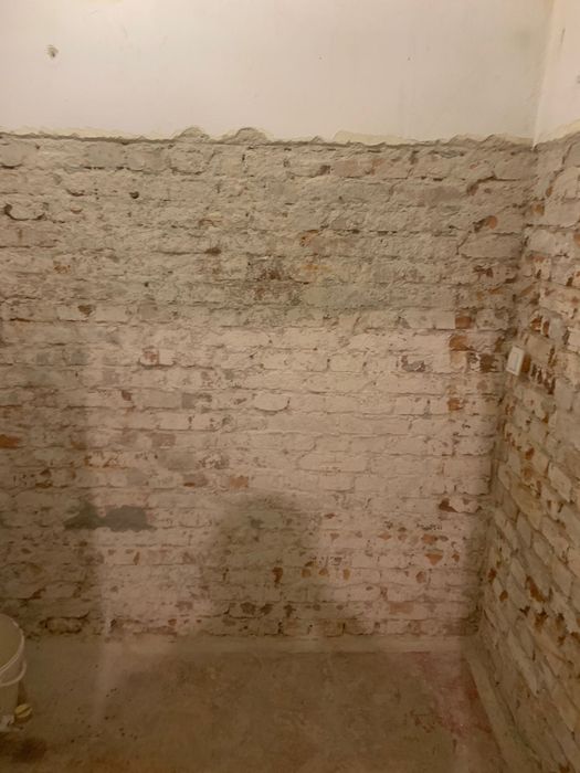 Wyburzenia, rozbiórki, skuwanie, demontaż.